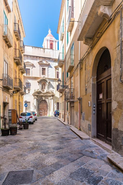 Ai Due Cortili Apartman Trapani Kültér fotó
